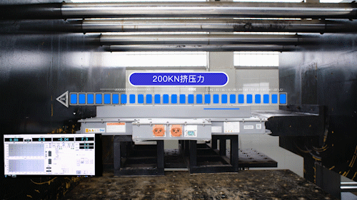 ueditorpic_20181229181538_2496.gif 小鹏汽车12.12日无字幕配音_2.gif